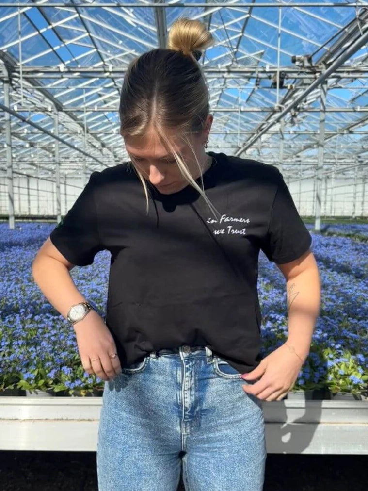 boerin in farmers we trust shirt