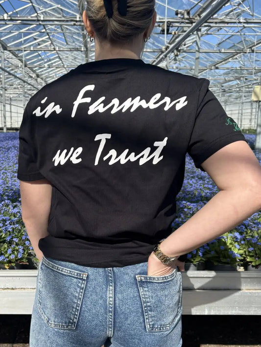 boerin_tshirt_in_farmers_we_trust