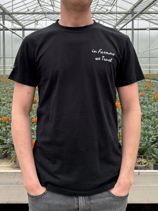 in farmers we trust  kleding zwart